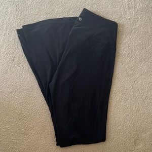 Lululemon Groove Super-High-Rise Flared Pant *Nulu (Lulu Yoga pants) & bag